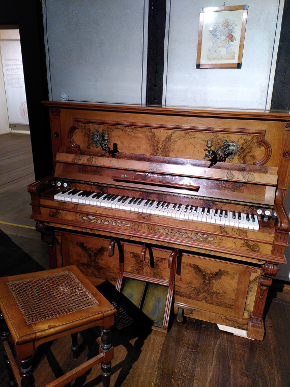 Harmoniumklavier Georg Weidig Regensburg 1907